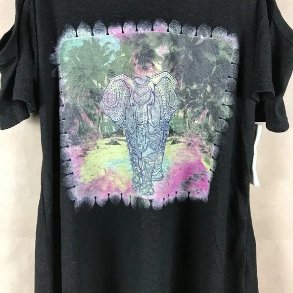 Jessica Simpson Cold-Shoulder Elephant Print Tee NWT Small - Picture 3 of 10